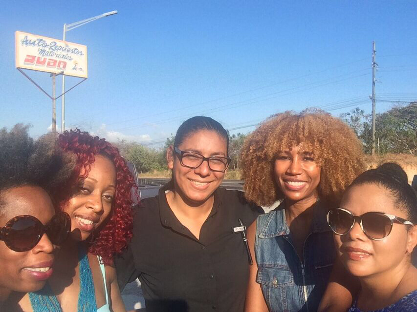 Panama-Black-Americans-selfie